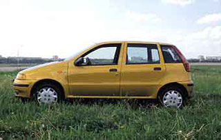 Nissan Micra, FIAT Punto, Peugeot 106 - Три с половиной литра на троих
